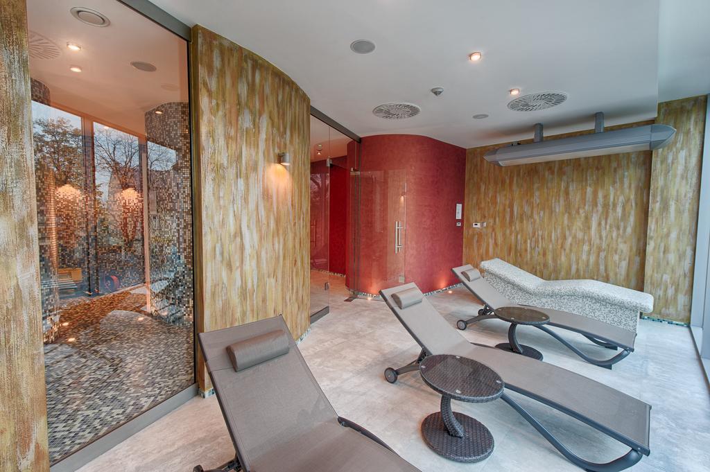 Hotel Lazur Spa & Conference Kalisz  Ngoại thất bức ảnh